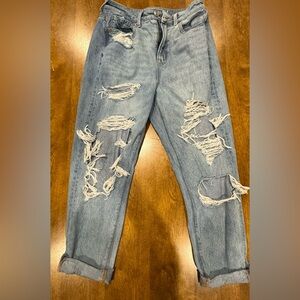 American Eagle Mom Jeans 2 short